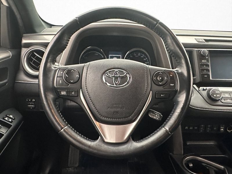 Toyota RAV4 bild 12