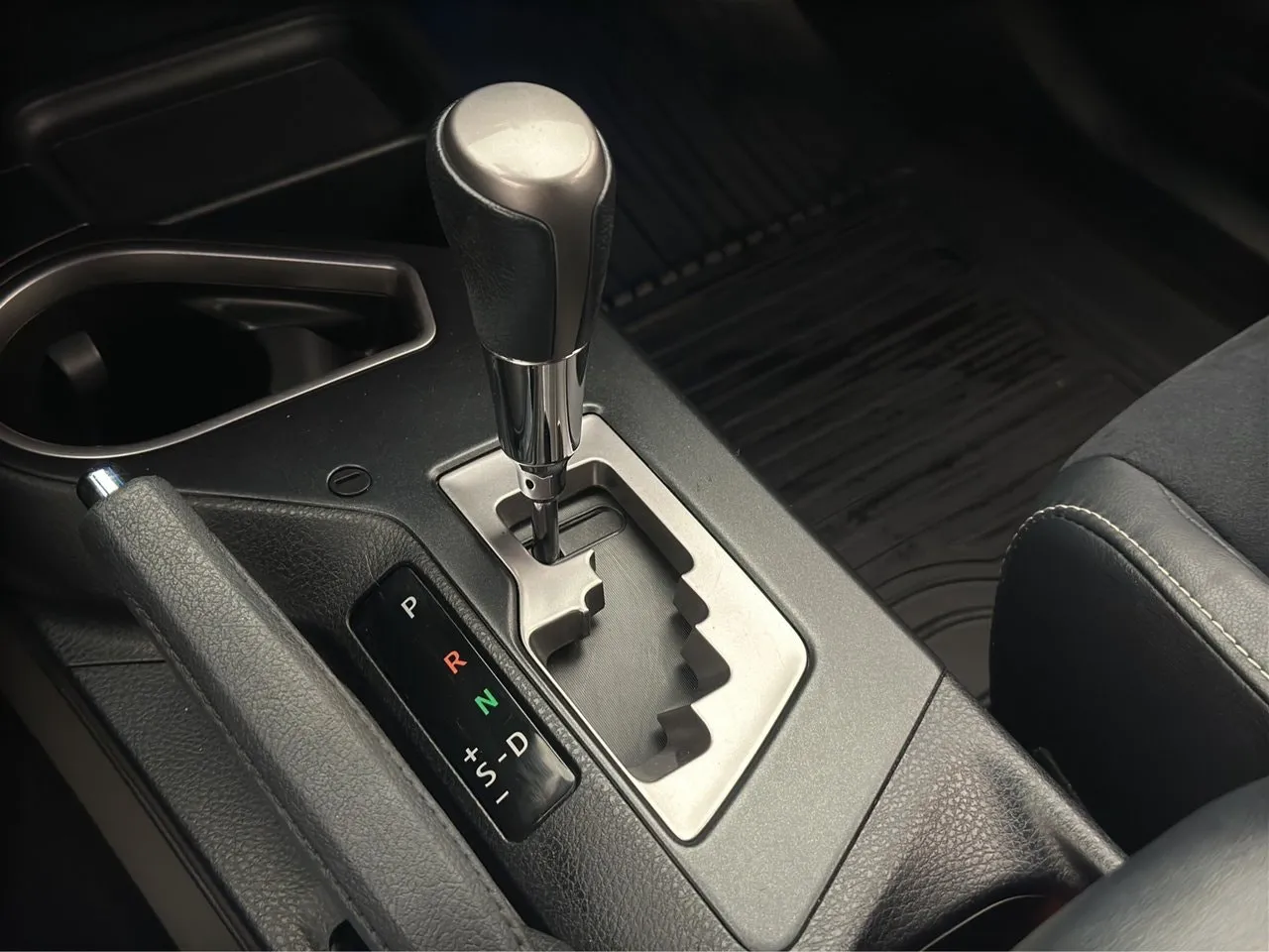 Vehicle image 23