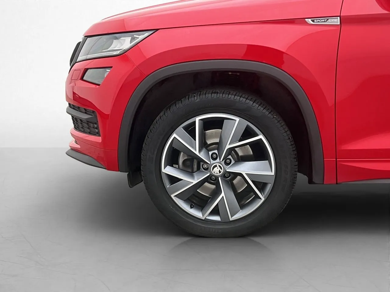 Vehicle image 30