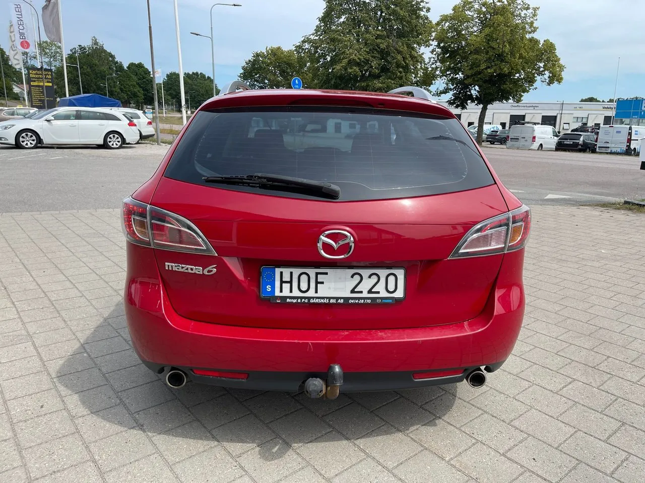 Vehicle image 5
