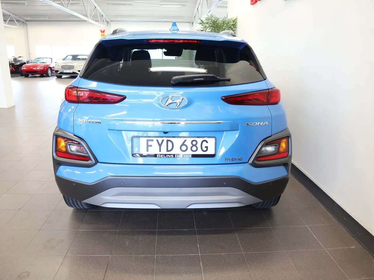 Vehicle image 4
