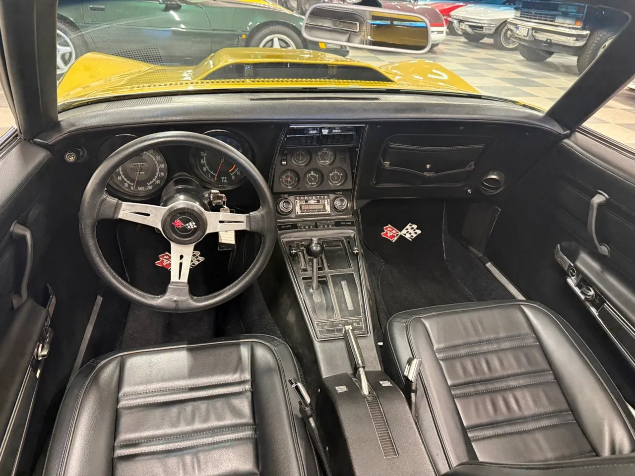 Vehicle image 23