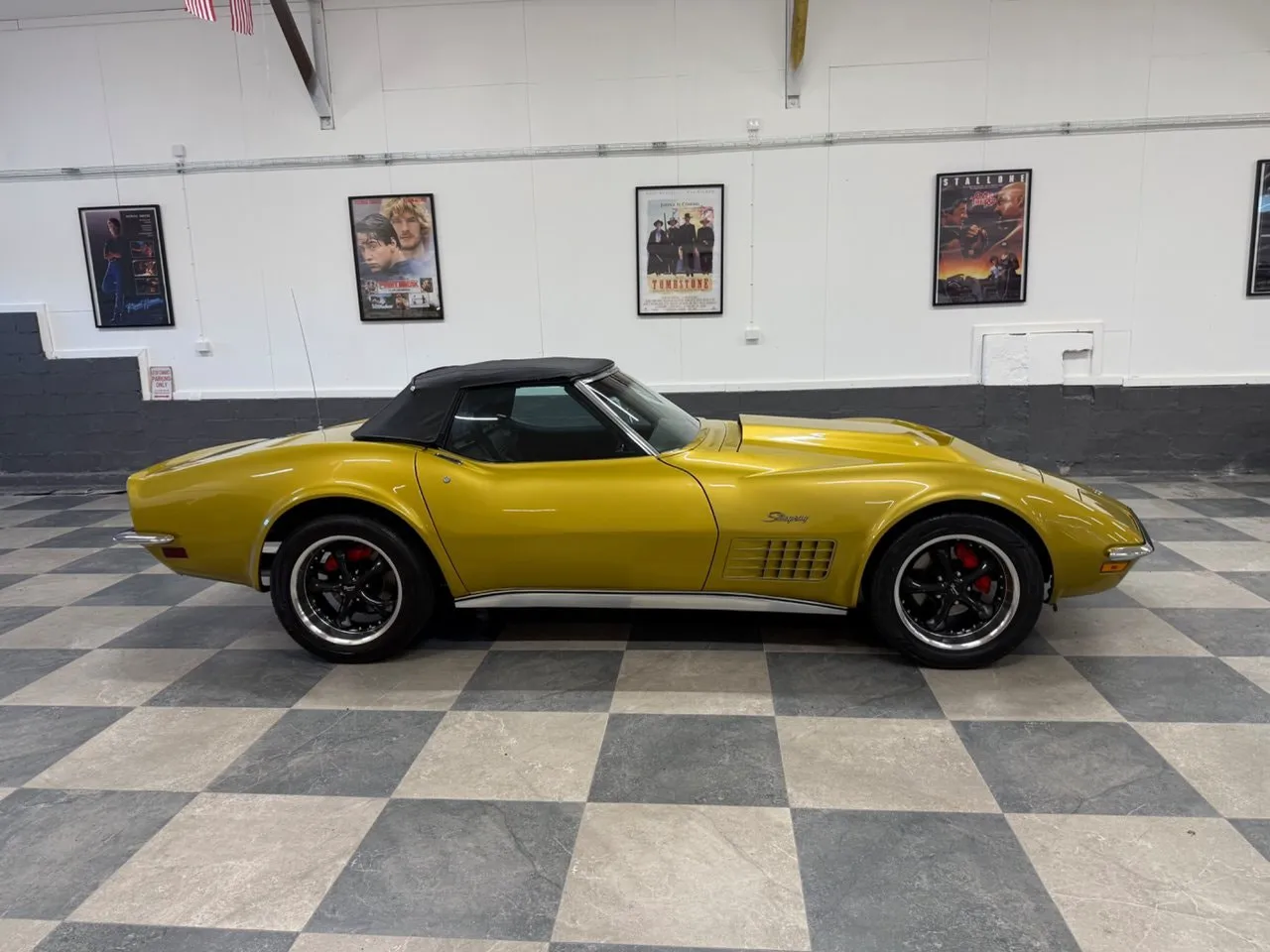 Vehicle image 20