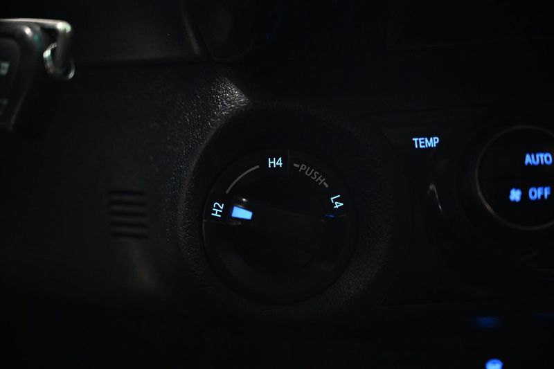 Toyota Hilux bild 22