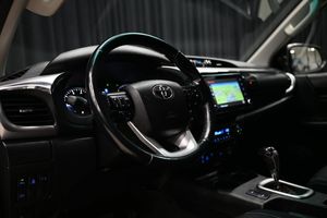 Toyota Hilux bild 14
