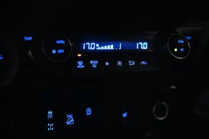 Toyota Hilux bild 24