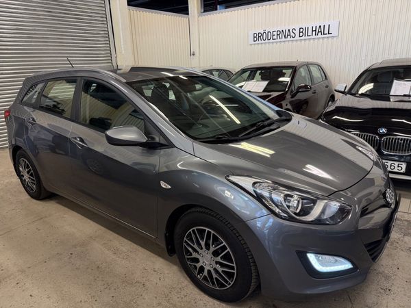 Hyundai i30 Kombi 1.6 GDI Select/ Dragkrok/ 1-Brukare/ Nybesiktad - 2014