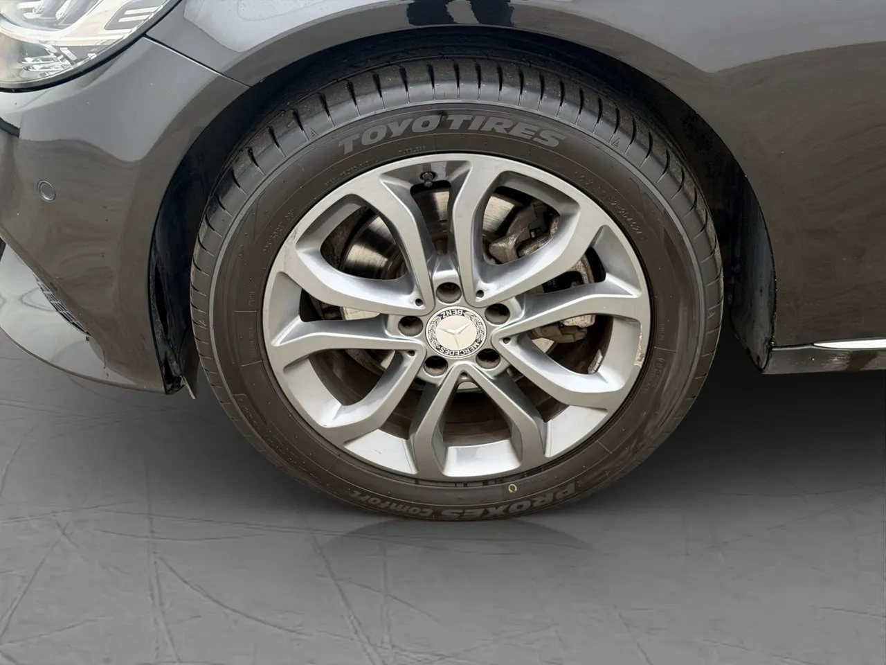 Vehicle image 24