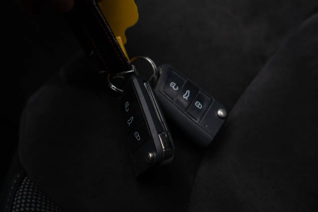 Vehicle image 21