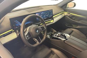 BMW 520 bild 9