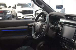 Toyota Hilux bild 8
