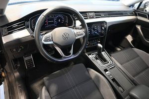 Volkswagen Passat bild 7