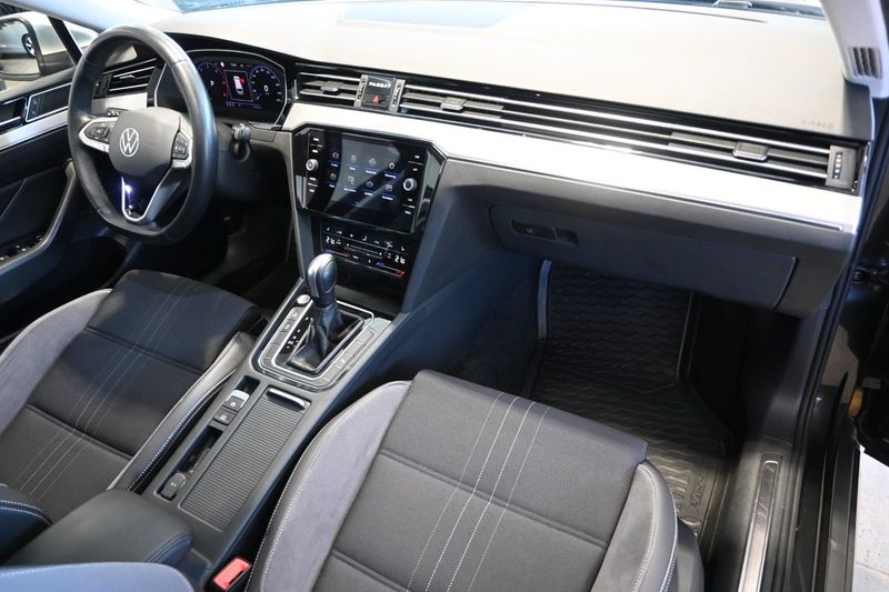 Volkswagen Passat bild 10