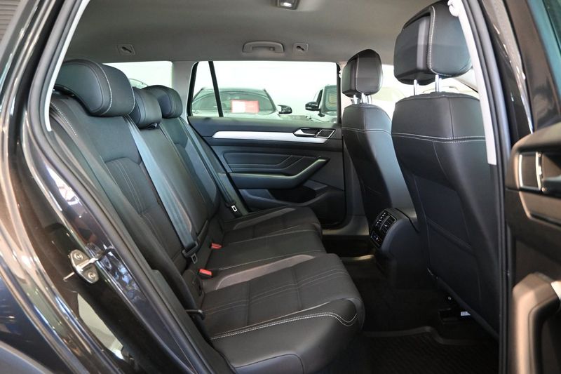 Volkswagen Passat bild 13