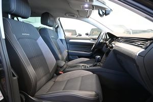 Volkswagen Passat bild 11