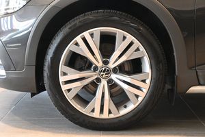 Volkswagen Passat bild 6