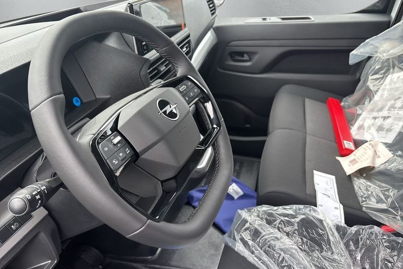 Opel Vivaro bild 4