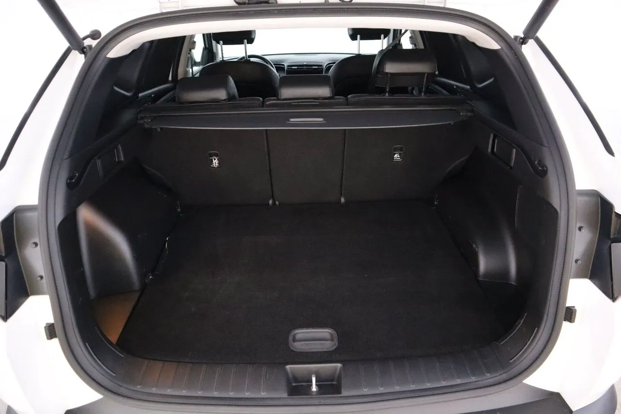 Vehicle image 21
