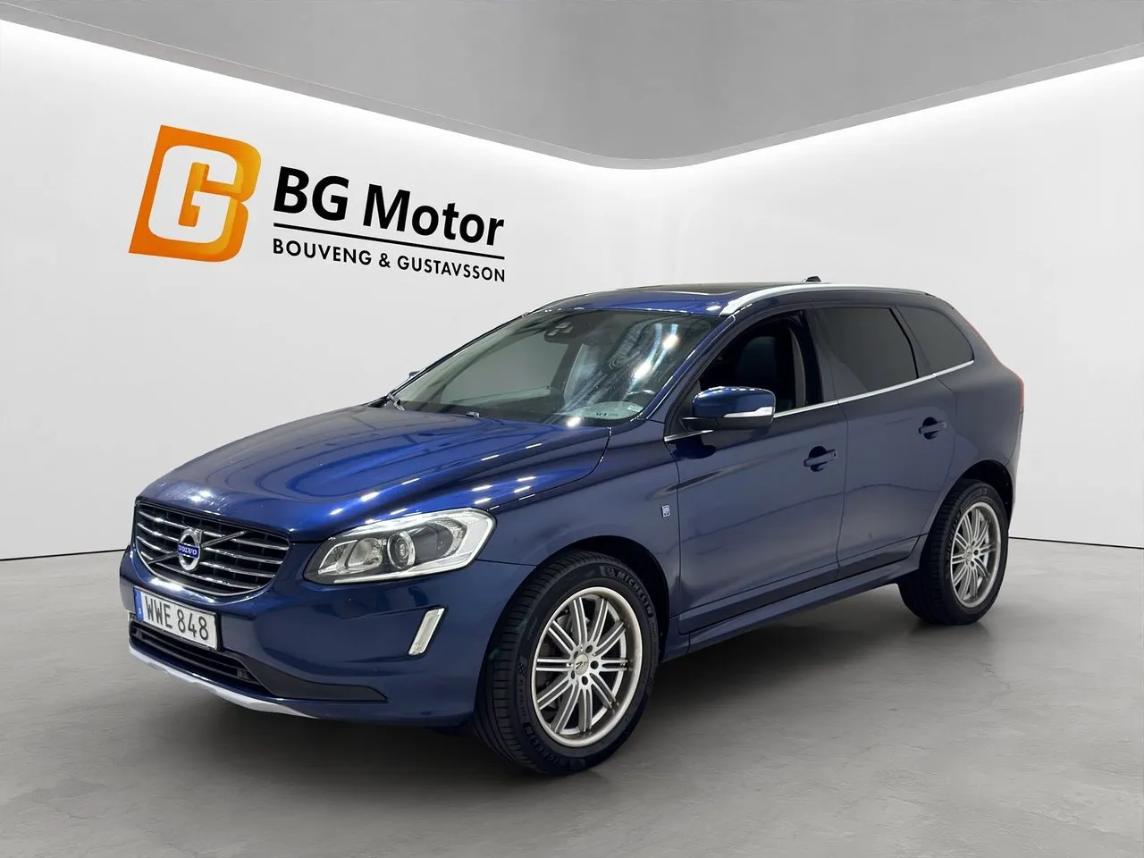Vehicle image 7