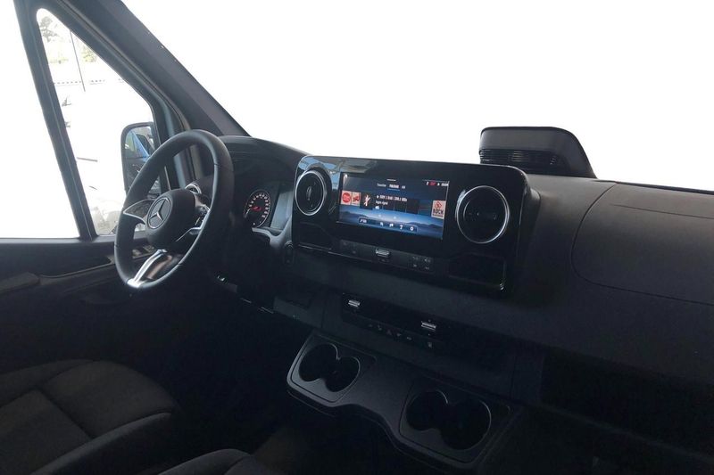 Mercedes Sprinter bild 8