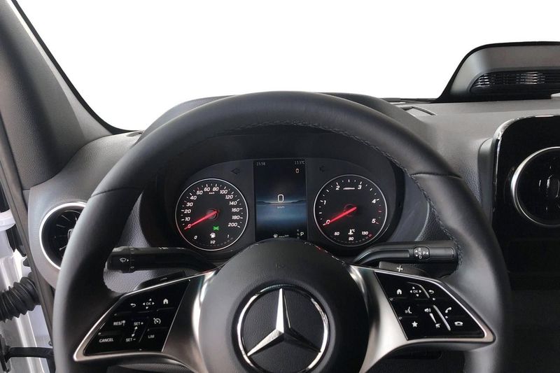 Mercedes Sprinter bild 6