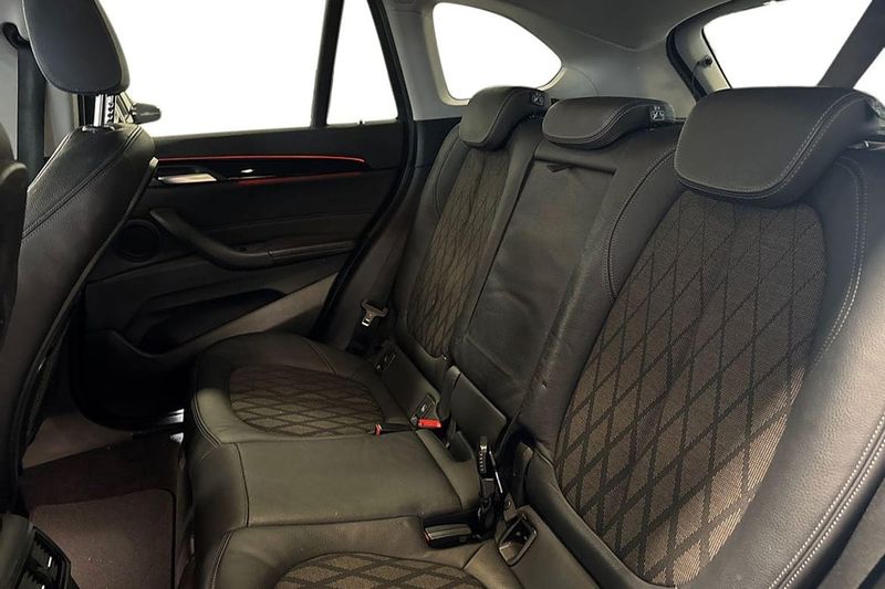 BMW X1 bild 11