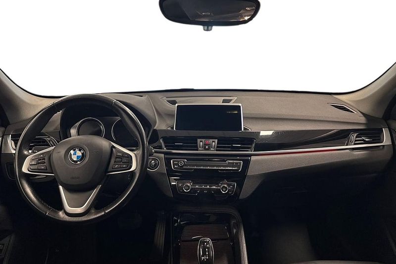 BMW X1 bild 8
