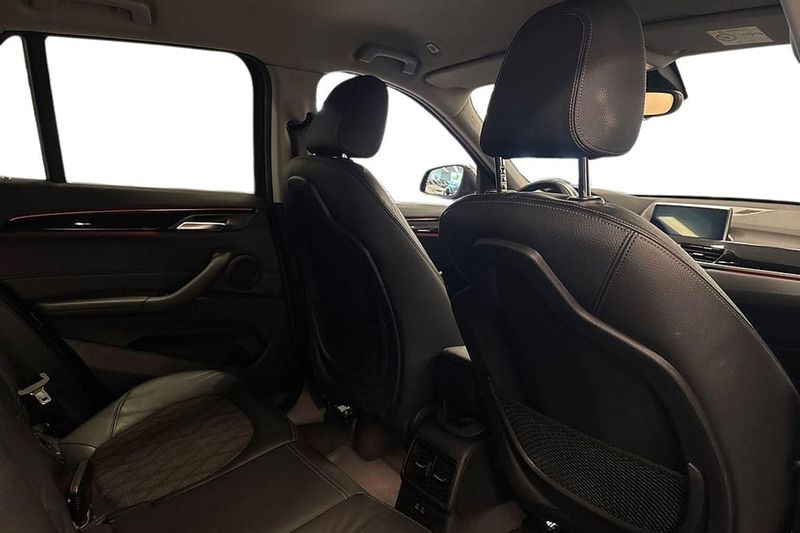 BMW X1 bild 7
