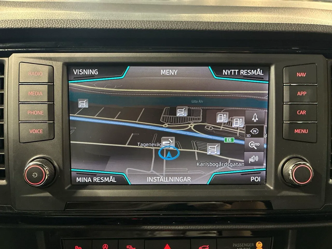 Vehicle image 20