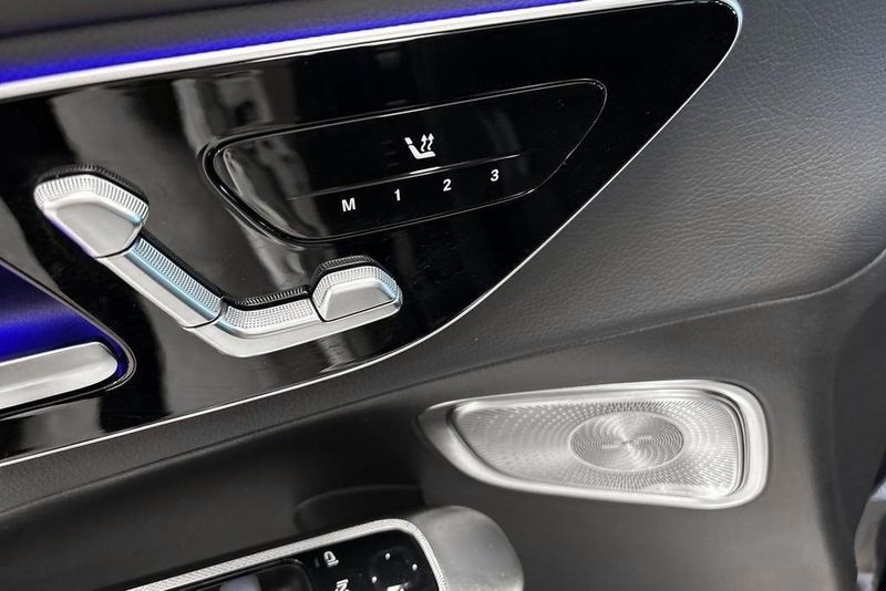 Mercedes GLC300 bild 18