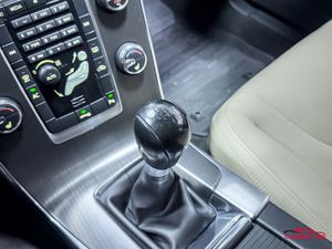 Volvo V60 bild 25