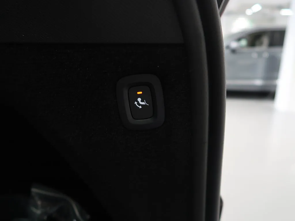 Vehicle image 41