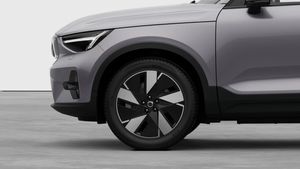 Volvo EX40 bild 7