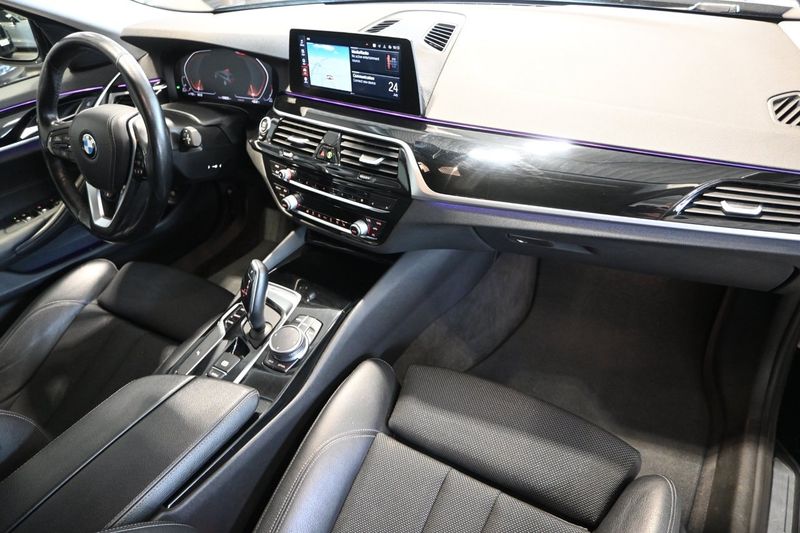 BMW 520 bild 10