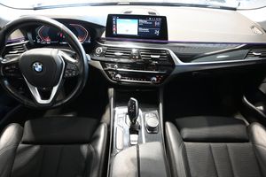 BMW 520 bild 9