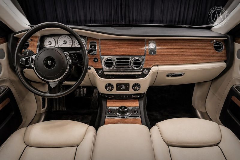 Rolls-Royce Ghost bild 15