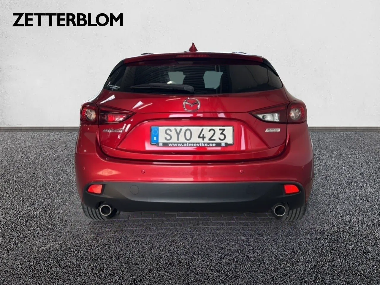 Vehicle image 3