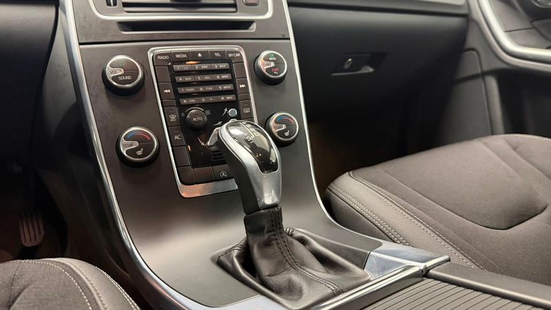 Volvo V60 bild 16