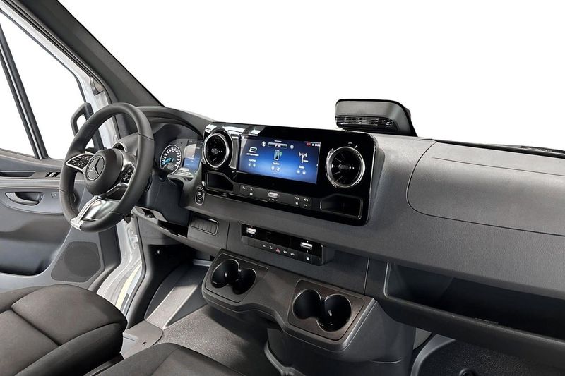 Mercedes e-Sprinter bild 9