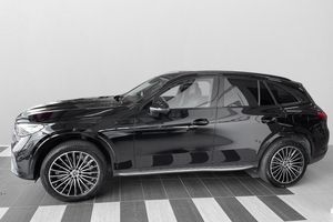 Mercedes GLC300 bild 4