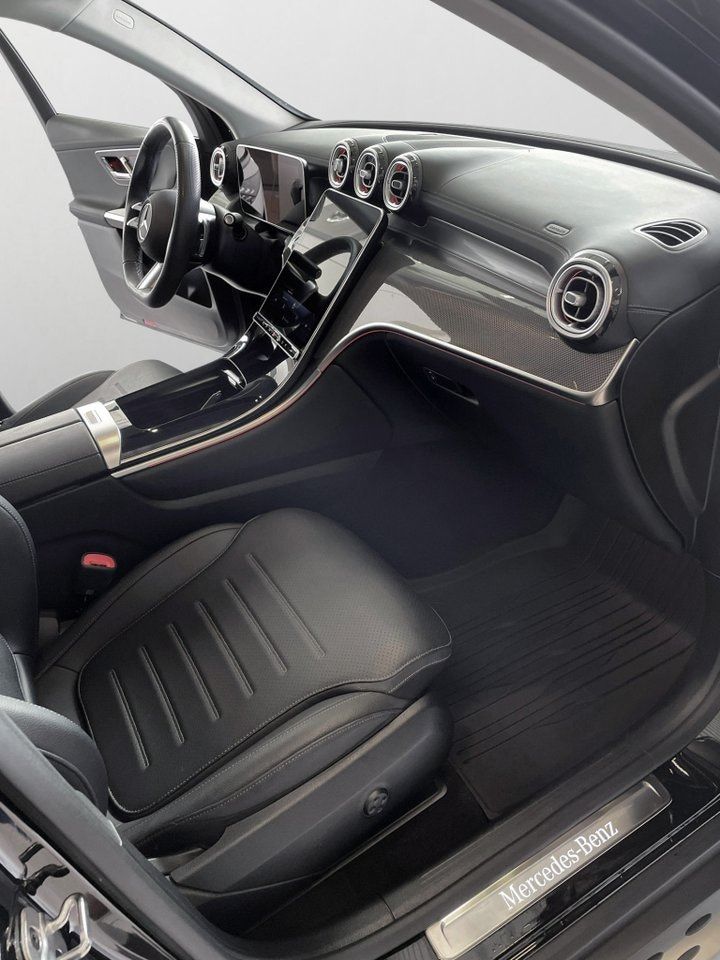Mercedes GLC300 bild 19