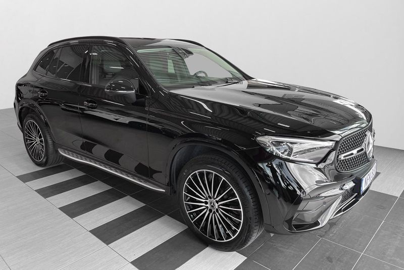 Mercedes GLC300 bild 9