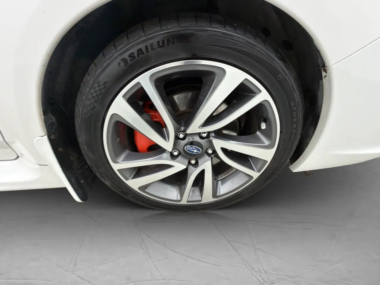 Vehicle image 30
