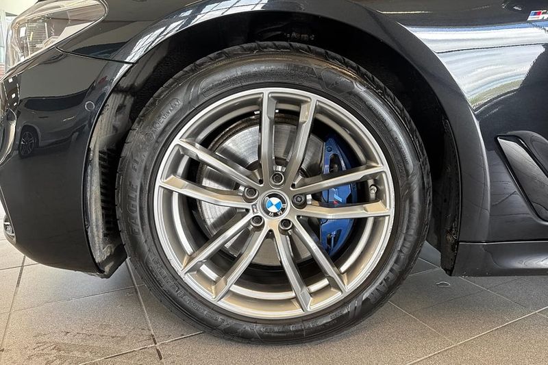 BMW 530 bild 14