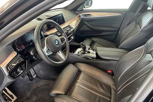 BMW 530 bild 12