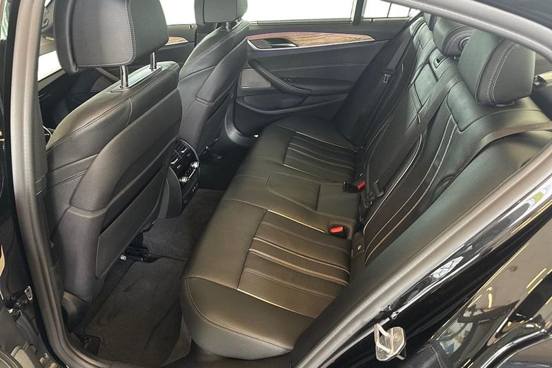 BMW 530 bild 11