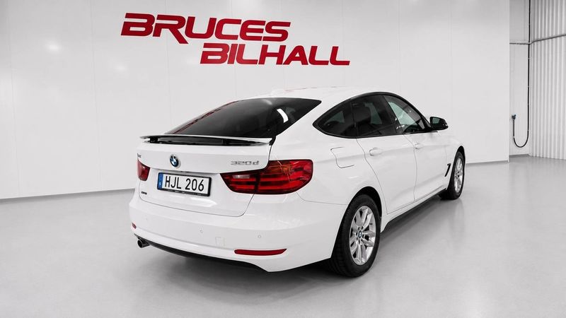 BMW 320 bild 2