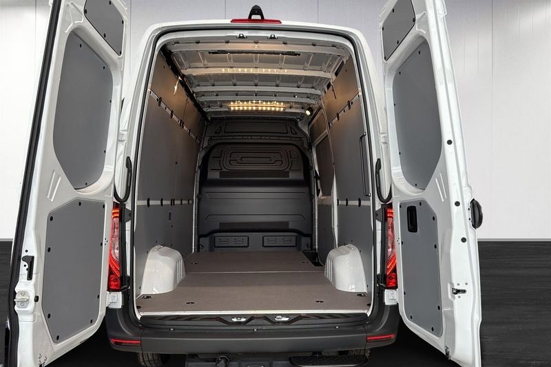 Mercedes e-Sprinter bild 12