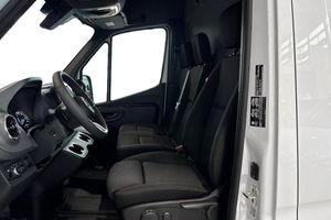 Mercedes e-Sprinter bild 11