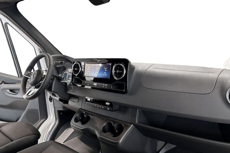 Mercedes e-Sprinter bild 9